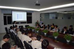 越達彩印進行員工商務(wù)禮儀行為規(guī)范培訓(xùn)